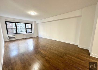 East 57 Street - Photo 1