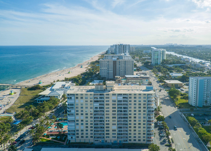 305 N Pompano Beach Boulevard - Photo 1