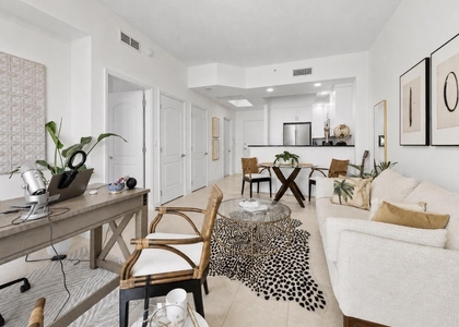 801 S Olive Avenue - Photo 1