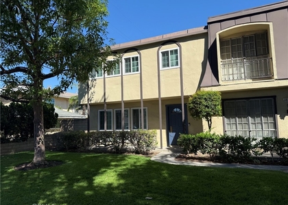 1803 W Greenleaf - Photo 1