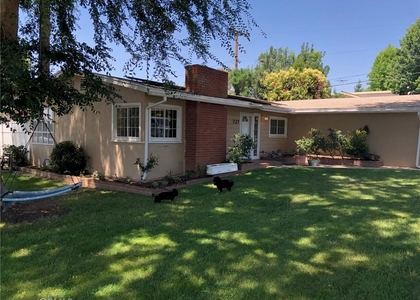 727 E Palm Avenue - Photo 1