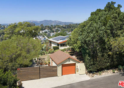 2021 Park Drive - Photo 1