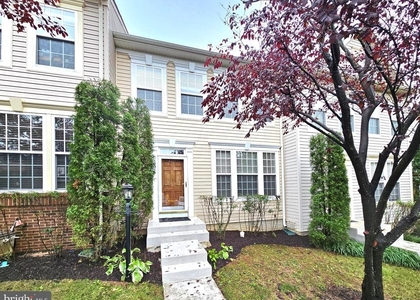 15314 Elizabeth Burbage Loop - Photo 1