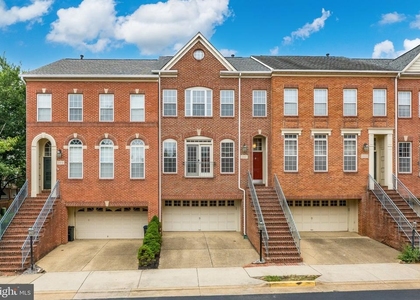2821 Laura Gae Circle - Photo 1