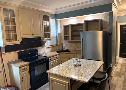 3133 N Front Street - Photo 1