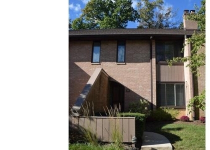 112 Woodgate Lane - Photo 1