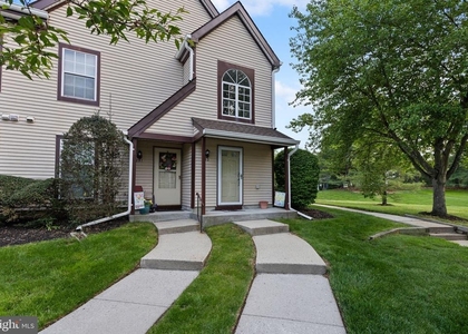 252 Andover Place - Photo 1