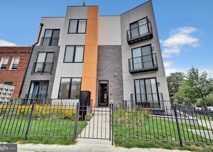 2001 I Street Ne - Photo 1