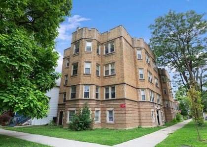 4055 N Spaulding Avenue - Photo 1