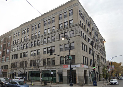3150 N Sheffield Avenue - Photo 1