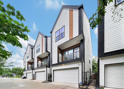 905 Woodcrest Drive - Photo 1