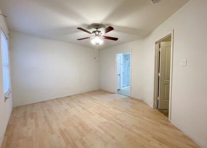 1527 Loose Stone Drive - Photo 1