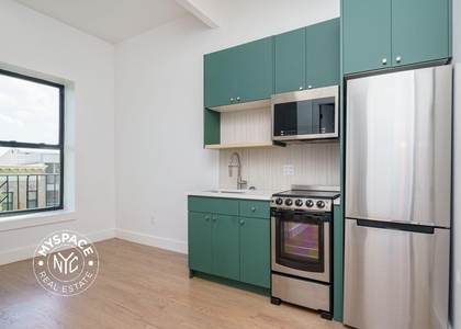 1027 Putnam Ave  - Photo 1