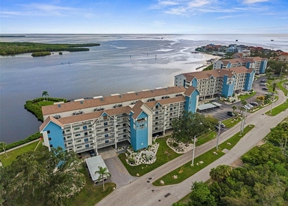 4650 Bay Boulevard - Photo 1