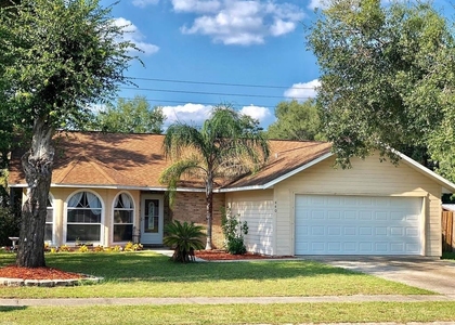 440 Berwick Circle - Photo 1