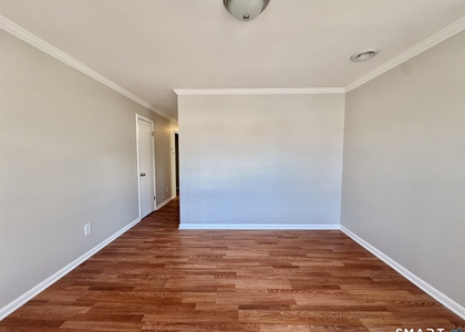 736 Savin Avenue - Photo 1