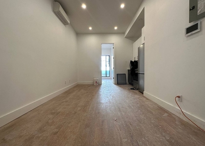 435 Dekalb Avenue - Photo 1