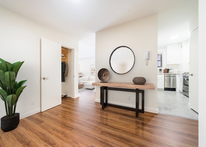 236 East 36th Street #2E - Photo 1