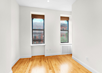 West 45th Street (8TH & 9TH AV - Photo 1