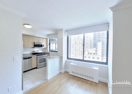 W 48th St - Photo 1