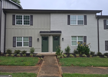 1609 Line Street - Photo 1