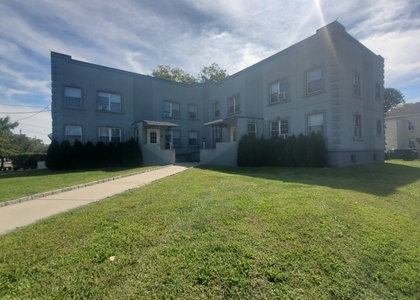 269 Willow Ave - Photo 1