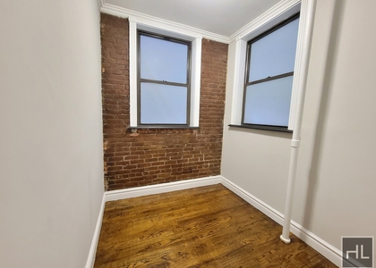 East 23 Street - Photo 1