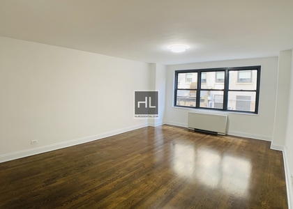 5 Avenue - Photo 1
