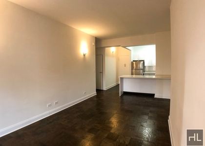 West 22 Street - Photo 1
