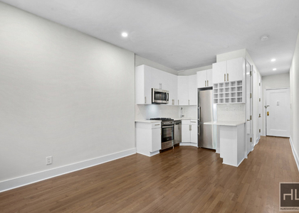 West 49 Street - Photo 1
