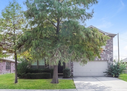 7439 Gallo - Photo 1