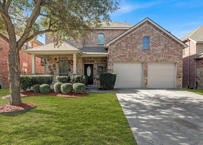 325 Highland Creek Drive - Photo 1