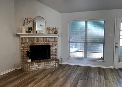 1309 Indian Wells Trail - Photo 1