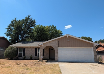 6816 Westglen Drive - Photo 1