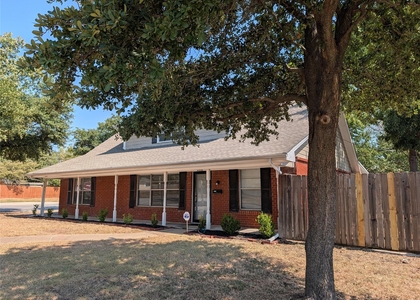 2558 Duringer Road - Photo 1