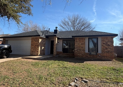 5033 Wagon Wheel Avenue - Photo 1