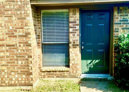 2305 Kingsford Court - Photo 1