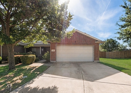 7408 Lazy Spur Boulevard - Photo 1