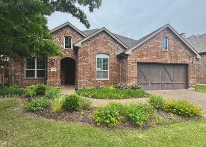 1481 Kirkwood Lane - Photo 1