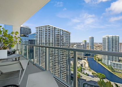 55 Se 6th Street - Photo 1