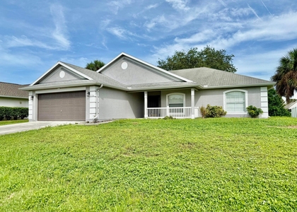 324 Seaside Terrace - Photo 1