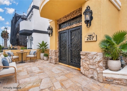 207 18th Street - Photo 1