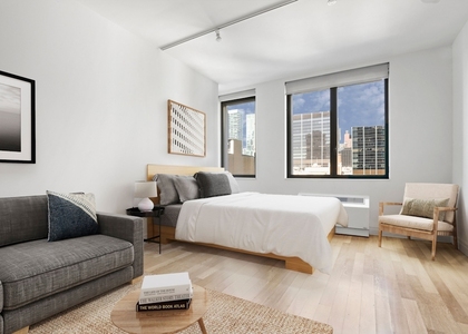 550 West 54th Street - Photo 1