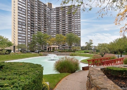 2 Bay Club Drive - Photo 1
