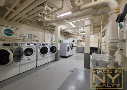 327 W 30th Street - Photo 1