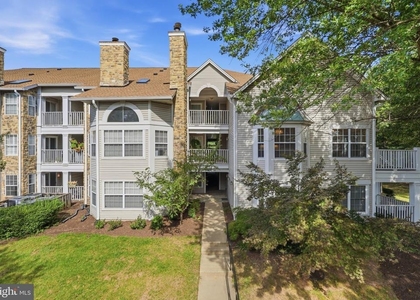 5629 Willoughby Newton Drive - Photo 1