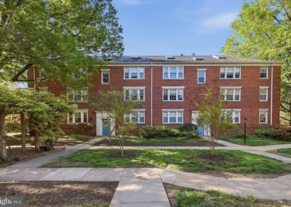 525 Bashford Lane - Photo 1