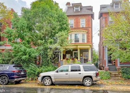 510 S 48th Street - Photo 1