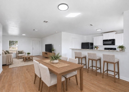 1013 Woodward Court Ct - Photo 1