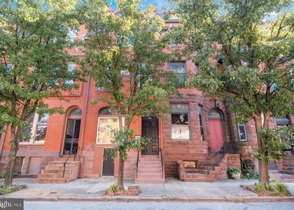 1927 Saint Paul Street - Photo 1